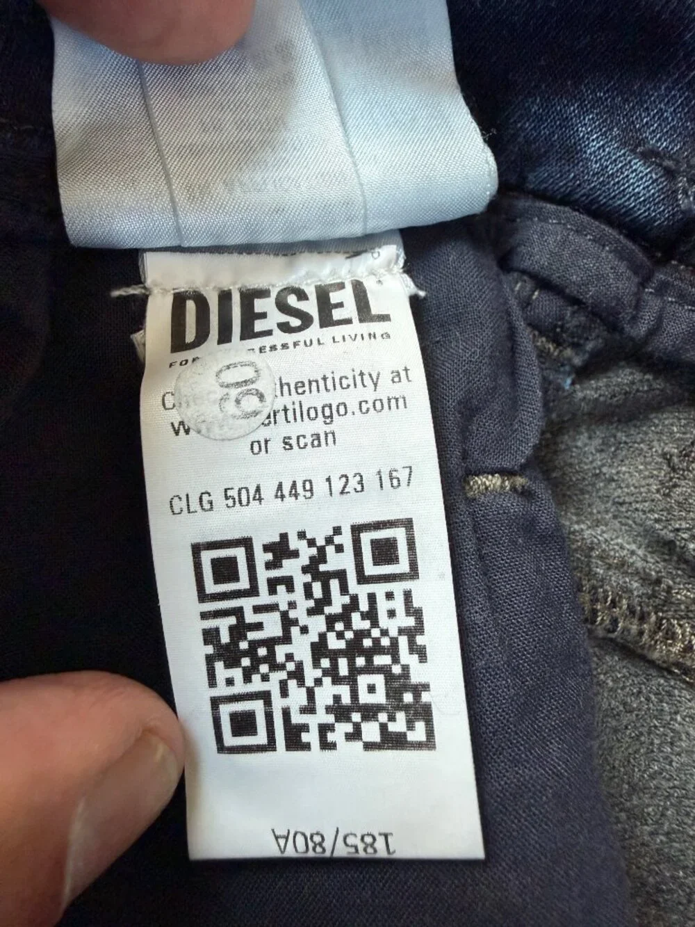 Diesel Krooley-NE JoggJeans Distressed Sweat Jeans W30 Medium Blue 0670U
